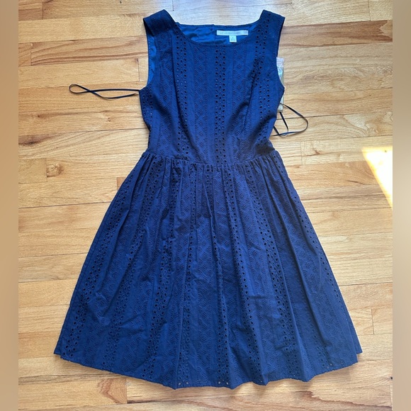 NWT Lauren Conrad Back Cutout Navy Blue Lined Eyelet Sleeveless Dress - Picture 1 of 6